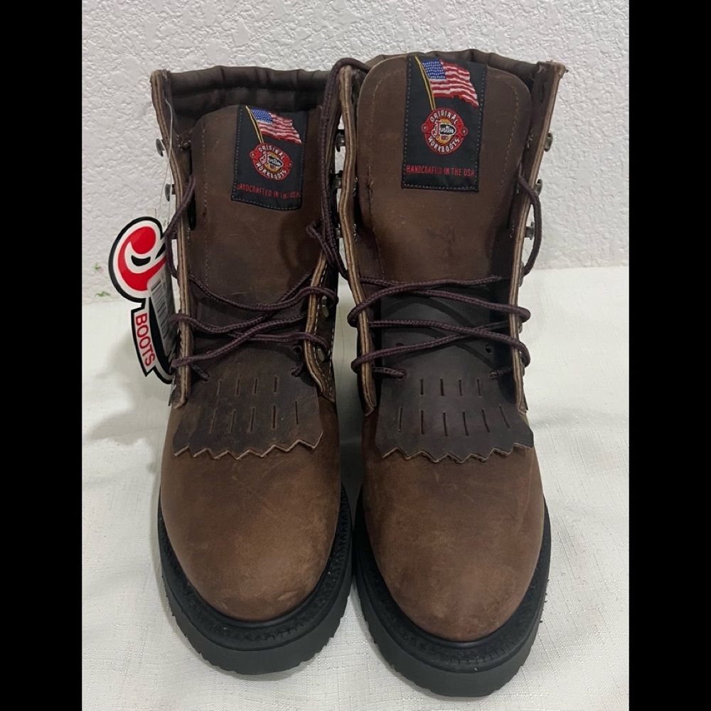 Justin Ladies Work Lacer 5 1/2 B.  Never been worn